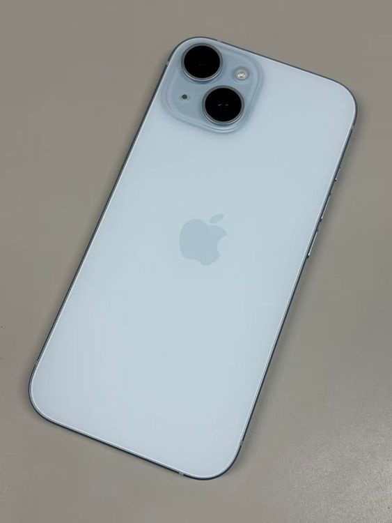 �ڥ�Х���BOX�۶����� ����86%SIM�ե꡼ iPhone15 128GB �֥롼