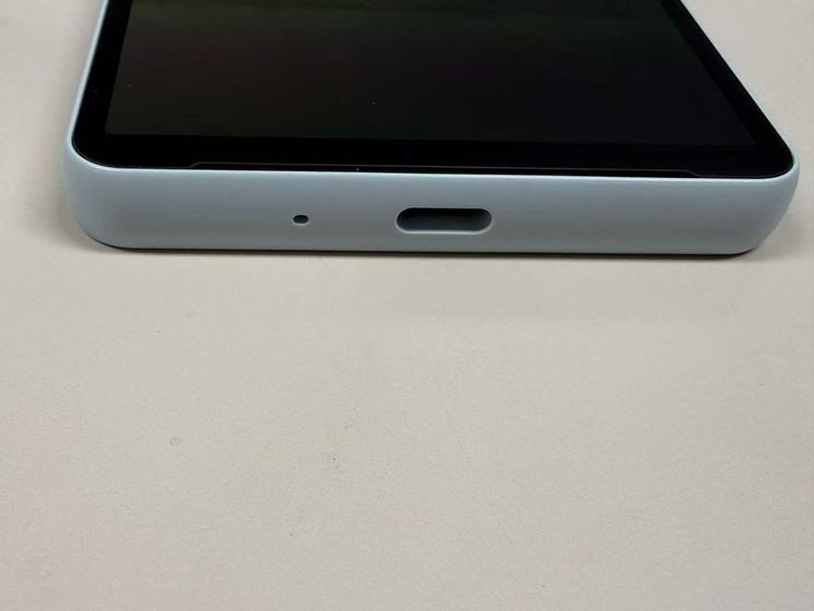 �ڥ�Х���BOX�۶���������97% SIM�ե꡼Xperia 10 VI SOG14 128GB