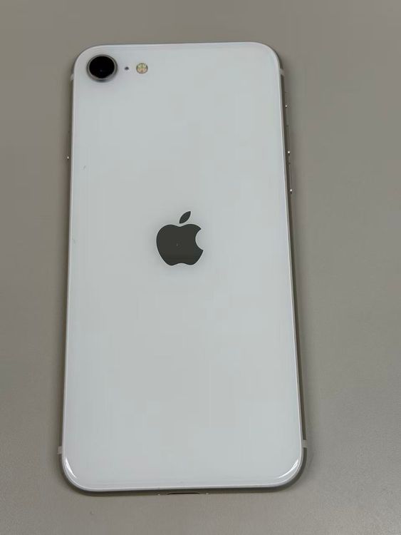 �ڥ�Х���BOX�� ����Ʊ���� ����100%SIM�ե꡼ iPhone SE(��3����) 64GB