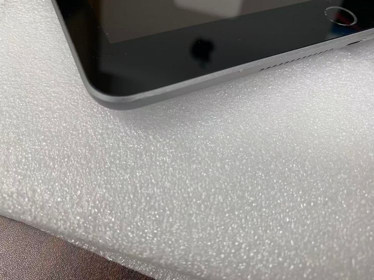 Apple iPad ��6���� Wi-Fi��128GB Space gray