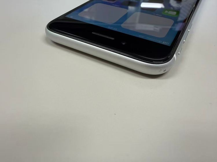 ư�������� ����100% SIM�ե꡼ iPhone SE(�裲����) 64GB �ۥ磻��