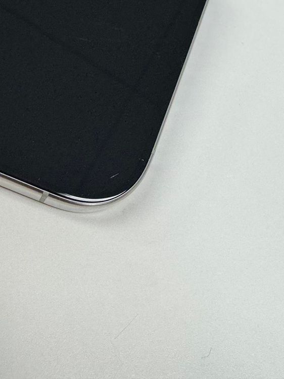 ڥХBOX۶ 100%SIMե꡼ iPhone16 Pro 256GB ʥ