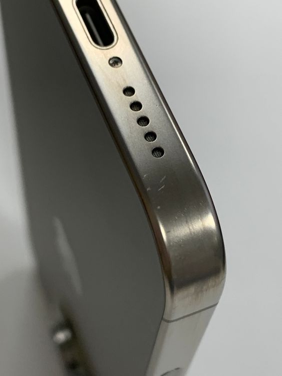 �ڥ�Х���BOX������98%SIM�ե꡼ iPhone16 Pro 256GB �ʥ�����