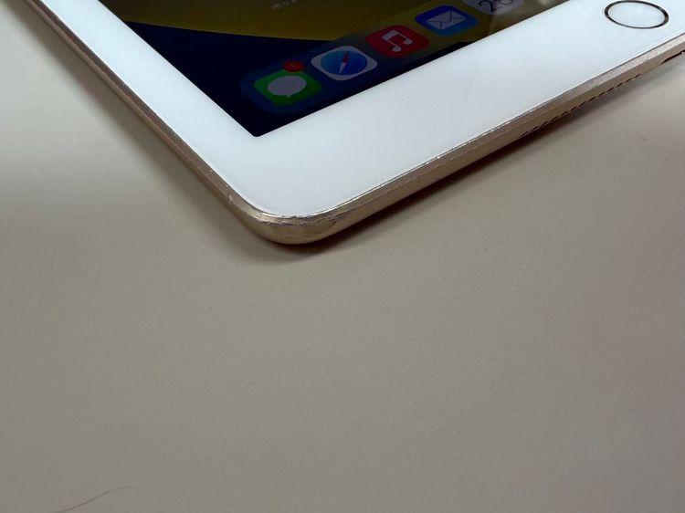 ����64�� iPad (��5����) 32GB ������ɡ�WIFI��