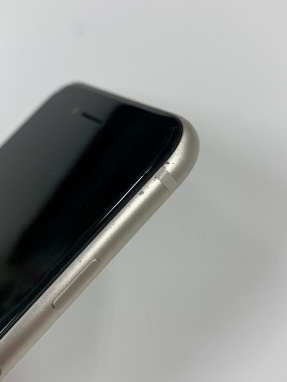 ڥХBOX100%SIMե꡼ iPhone SE(3) 64GB 饤