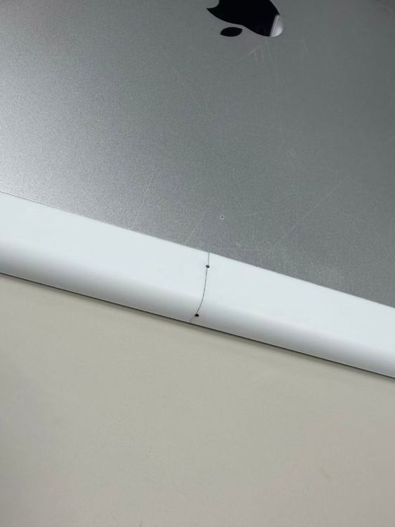 ����86��SIM�ե꡼ iPad (��6����) 128GB ����С�