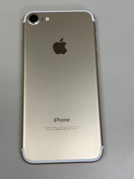 ������ ����87% SIM�ե꡼ iPhone7 32GB �������