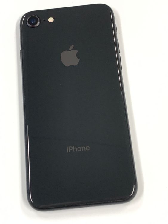 ڥХBOX 100% SIMե꡼ iPhone8 64GB SpaceGray