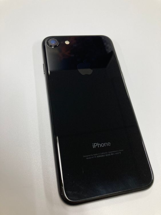 �ڥ�Х���BOX������92%SIM�ե꡼ iPhone7 128GB  �����åȥ֥�å�