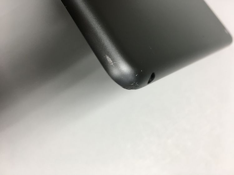 �ڥ�Х���BOX������92�� Apple iPad ��9���� Wi-Fi 64GB ���ڡ������쥤