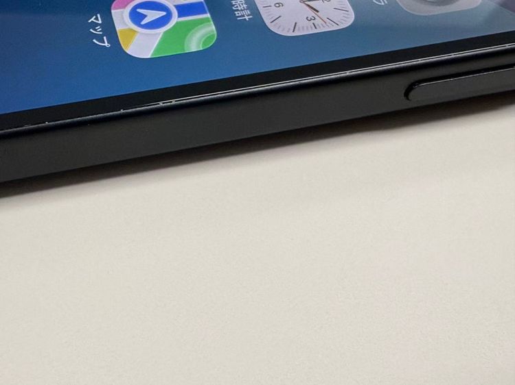 �ڥ�Х���BOX�� ���� ����84%SIM�ե꡼ iPhone15 128GB �֥�å�