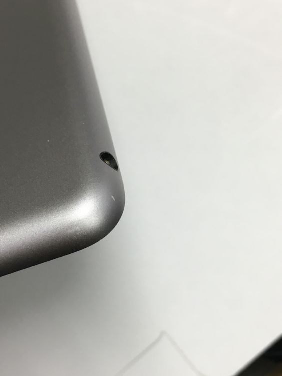 �ڥ�Х���BOX�۳������� Apple iPad ��5���� Wi-Fi��ǥ� 128GB