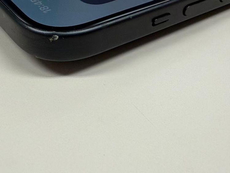 �ڥ�Х���BOX�� ����85%SIM�ե꡼ iPhone15 128GB �֥�å�