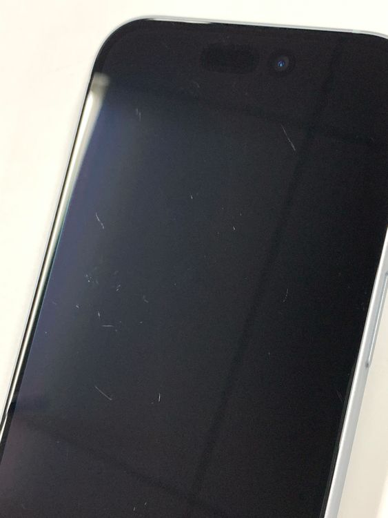 �Хåƥ꡼85% SIM�ե꡼ iPhone15 256GB �֥롼