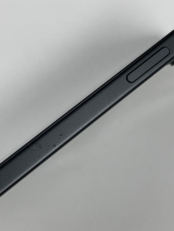 �ڥ�Х���BOX�� ����88%SIM�ե꡼ iPhone15  256GB �֥�å�