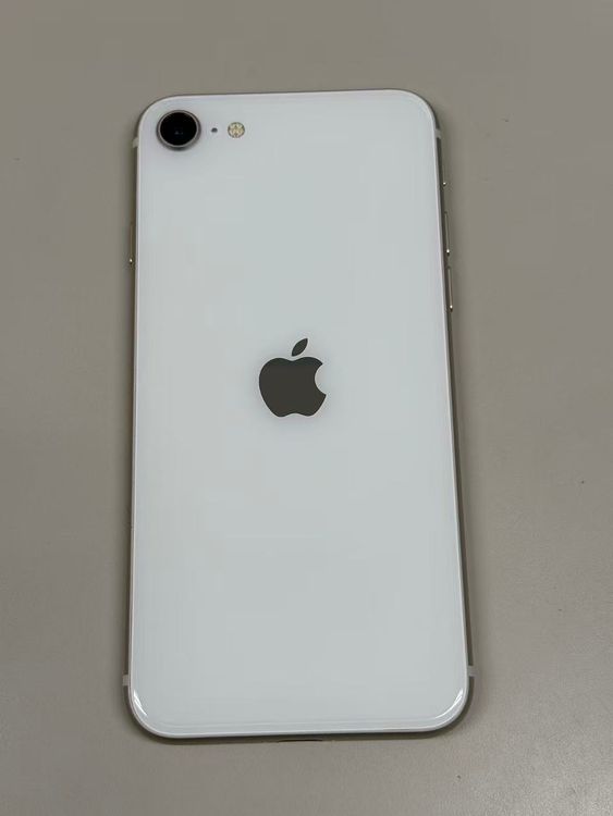 �ڥ�Х���BOX�� ����Ʊ���� ����99%SIM�ե꡼ iPhone SE(��3����) 64GB
