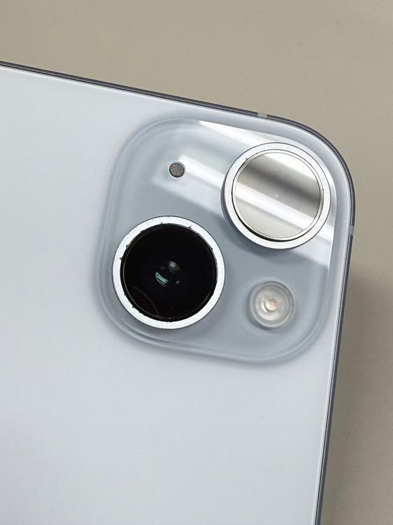 �ڥ�Х���BOX�۶����� ����90%SIM�ե꡼ iPhone15 128GB �֥롼