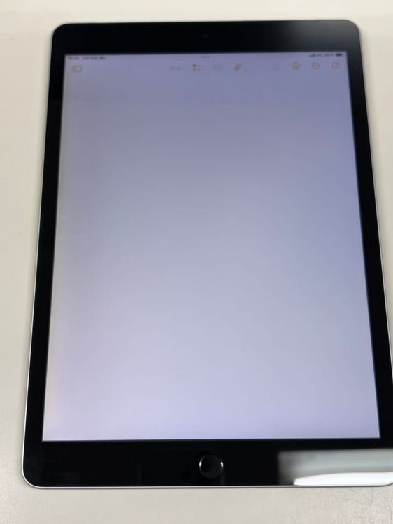 ������ ����91%  SIM�ե꡼iPad (��9����) 64GB ����С�