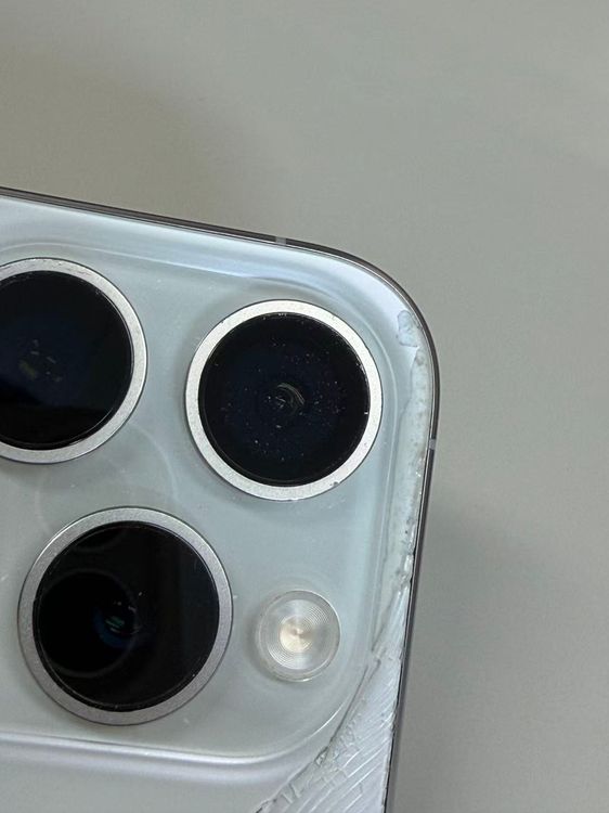 ����86%SIM�ե꡼ iPhone15 Pro 128GB �ۥ磻�ȥ����˥���