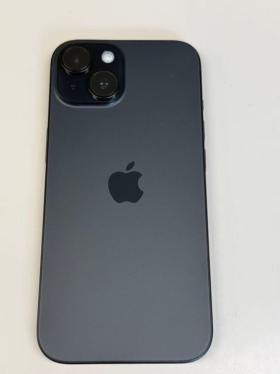 �ڥ�Х���BOX�� ���� ����84%SIM�ե꡼ iPhone15 128GB �֥�å�