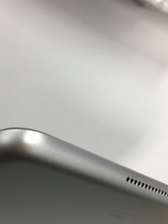 �ڥ�Х���BOX������ ����84% iPad ��9���� 64GB WiFi��ǥ� ����С�