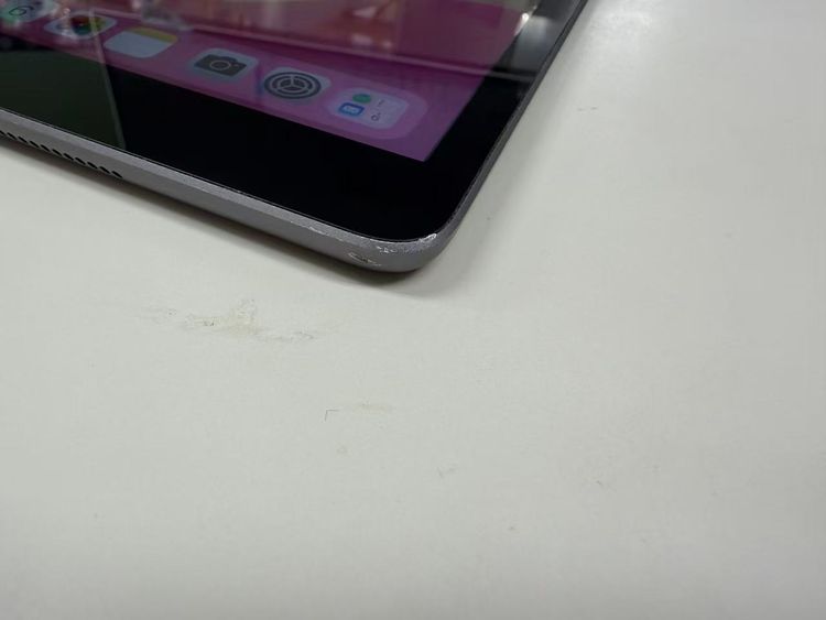 ����96% SIM�ե꡼iPad (��7����) 32GB ���ڡ�������