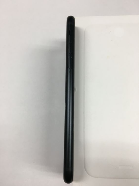 �ڥ�Х���BOX��Ķ���� iPhone SE3 ��3���� 64GB SIM�ե꡼ �ߥåɥʥ���