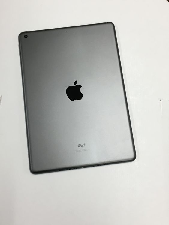 �ڥ�Х���BOX������91�� Apple iPad ��7���� Wi-Fi 128GB ���ڡ������쥤