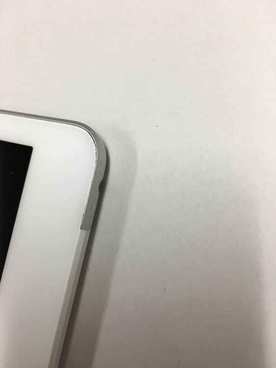 �ڥ�Х���BOX������ ����90�� Apple iPad ��8���� SIM�ե꡼ 32GB ����С�
