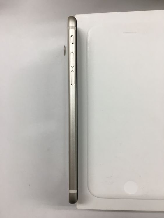 ��ư������ ����100������� iPhone SE ��3���� 64GB �������饤��