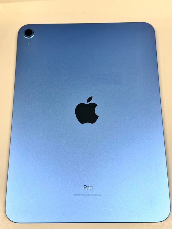 ����88�� iPad(��10����)��64GB �֥롼��WIFi��ǥ�