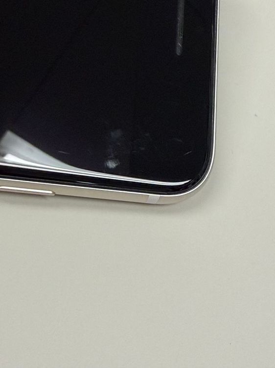 ����100%SIM�ե꡼ iPhone SE(�裳����) 64GB �������饤��