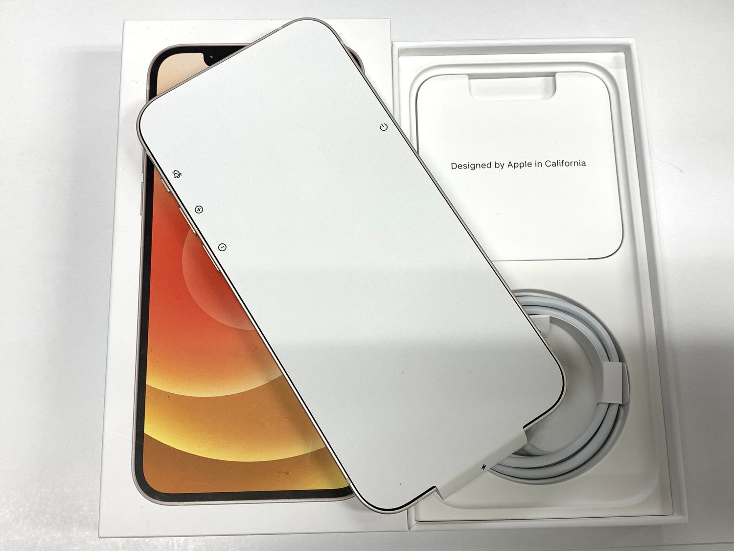 ムスビー｜【モバイルBOX】未使用品 SIMフリー iPhone12 128GB 