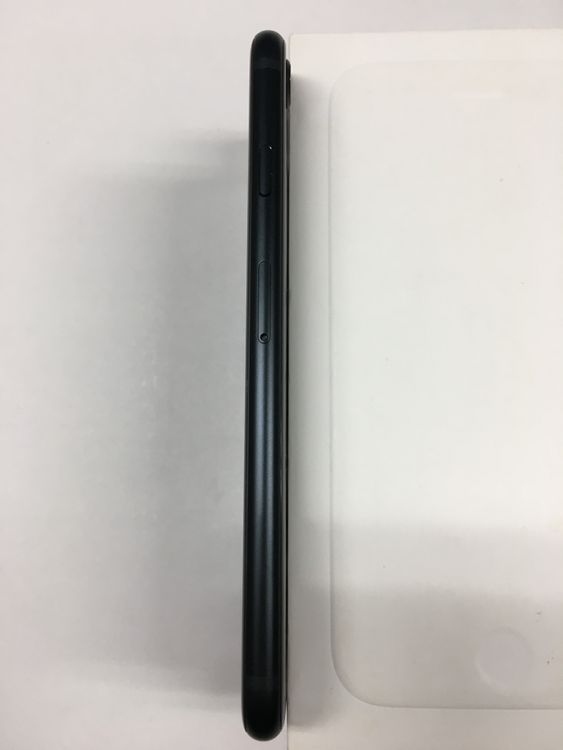 �ڥ�Х���BOX��iPhone SE3 ��3���� 64GB SIM�ե꡼ �ߥåɥʥ���