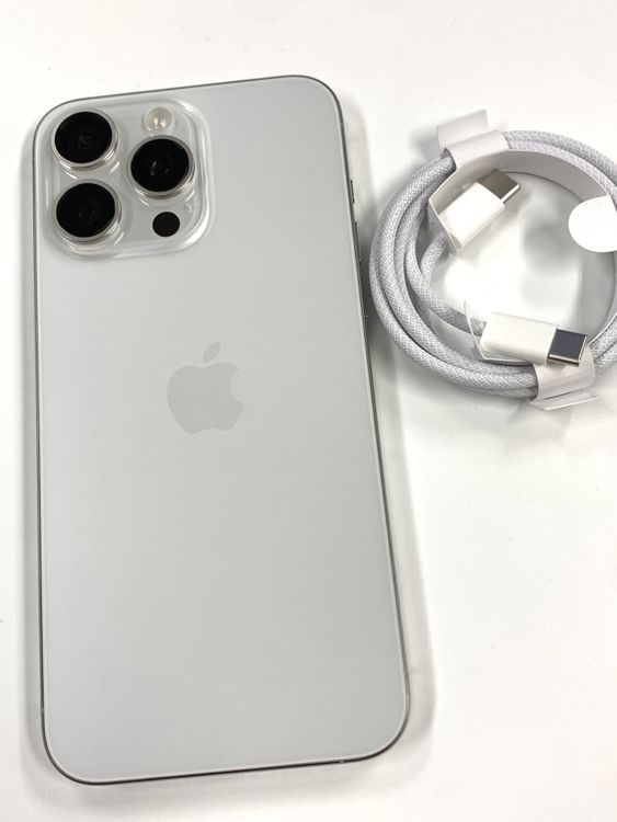 ڥХBOXۿƱ 85%SIMե꡼ iPhone15 Pro Max512GB 