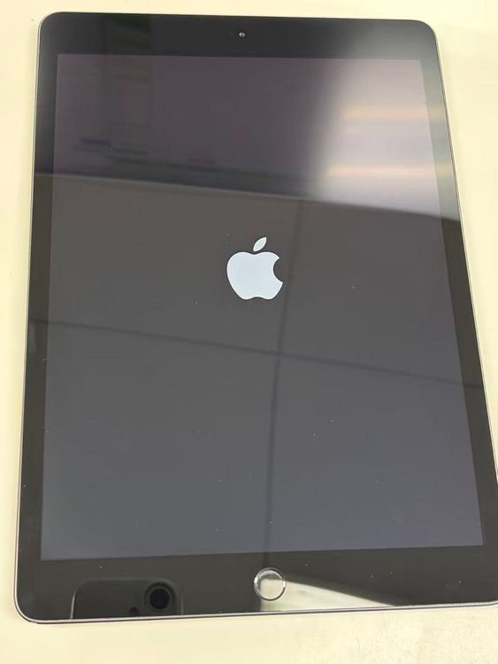 Apple iPad ��7���� Wi-Fi��128GB ���ڡ������� �Хåƥ꡼��ĥ