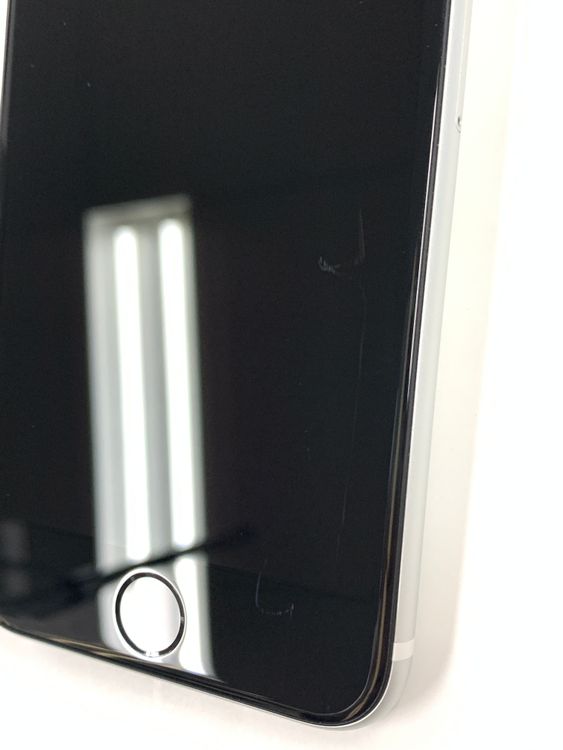 �ڥ�Х���BOX������ ����92%SIM�ե꡼ iPhone SE2 ��2���� 64GB �ۥ磻��