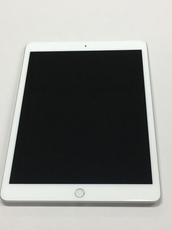 �ڥ�Х���BOX������ ����82�� Apple iPad ��8���� SIM�ե꡼ 32GB ����С�