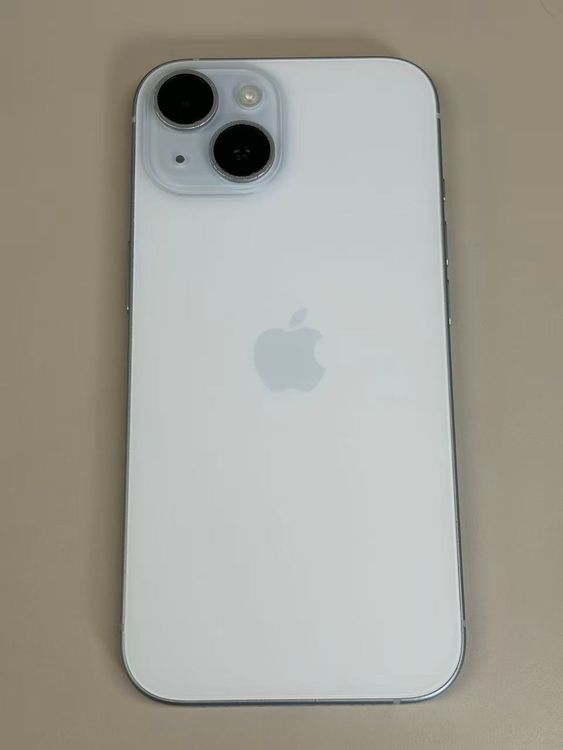 �ڥ�Х���BOX������88%SIM�ե꡼ iPhone15 128GB �֥롼