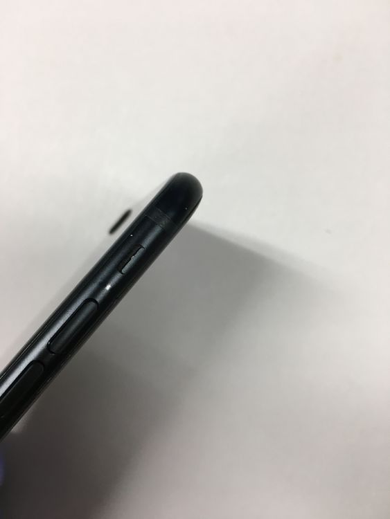 ��ư������ ����100���SIM�ե꡼ iPhone SE ��3���� 64GB �ߥåɥʥ���