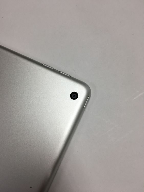 ��ư�������ʡ�����Ķ���ʡ�Apple iPad ��6���� Wi-Fi��ǥ� 32GB ����С�