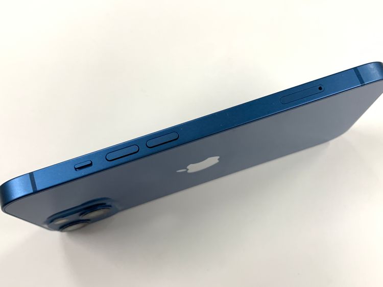 �ڥ�Х���BOX������89% SIM�ե꡼ iPhone13 128GB �֥롼