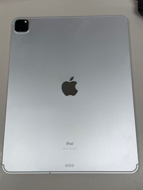 ����80�� SIM�ե꡼iPad Pro 12.9���������4�����1TB ����С�