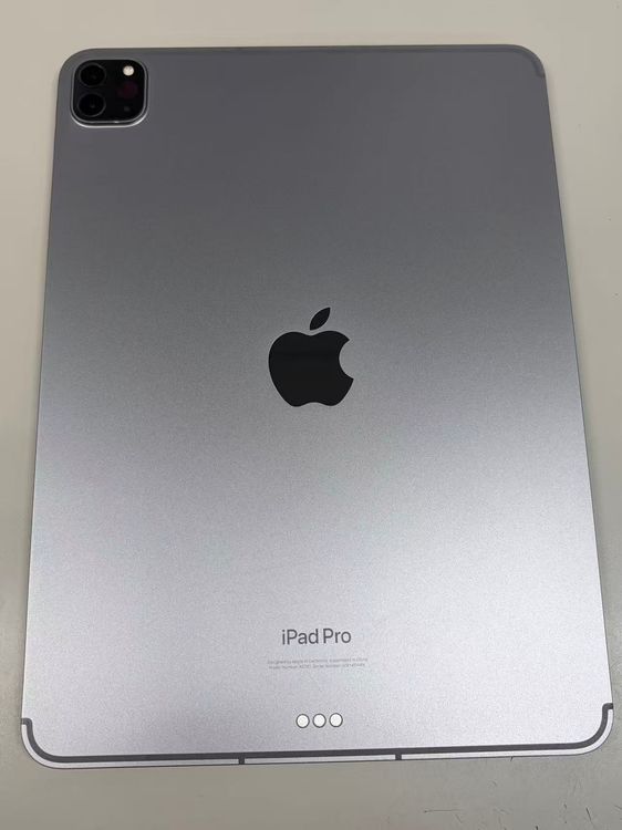 ����86�� SIM�ե꡼ iPad Pro  11����� (��4����)  256GB