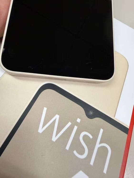 �ڥ�Х���BOX������ SIM�ե꡼ docomo AQUOS wish4 SH-52E