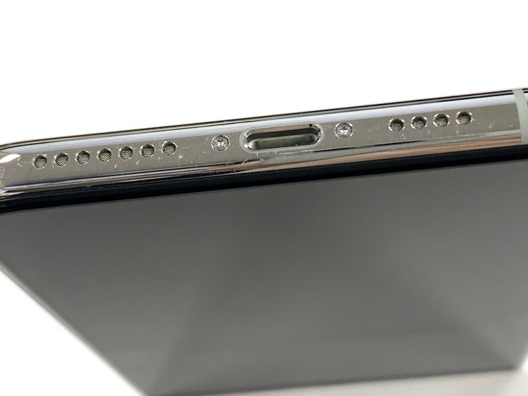 �ڥ�Х���BOX������ ����96��SIM�ե꡼ iPhone11 Pro Max 64GB