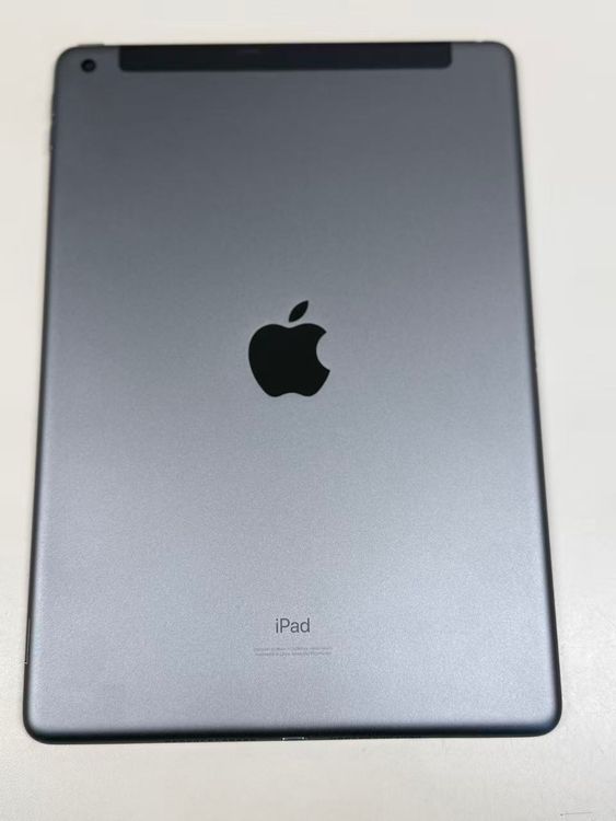 ����88�� SIM�ե꡼ iPad ��8���� 32GB ���ڡ������쥤