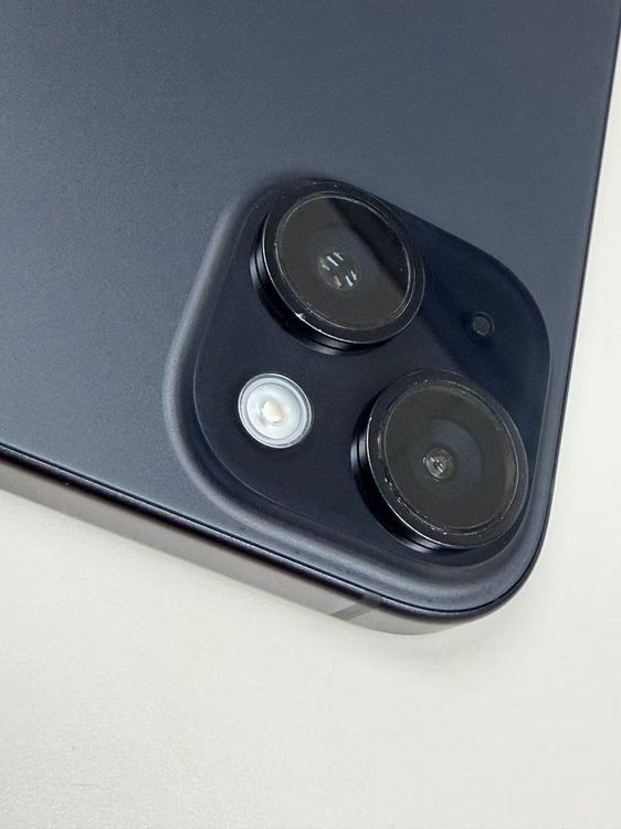 �ڥ�Х���BOX������ ����88%SIM�ե꡼ iPhone15 128GB �֥�å�