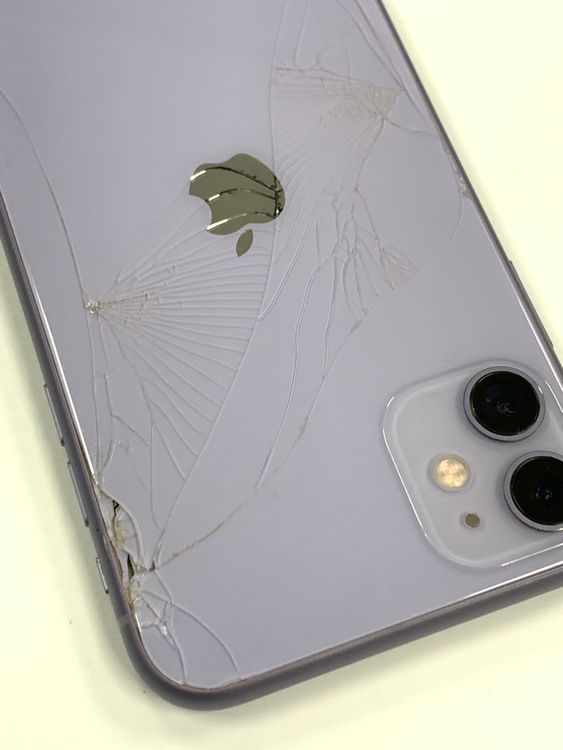 ����82% SIM�ե꡼iPhone11 64B �ѡ��ץ�