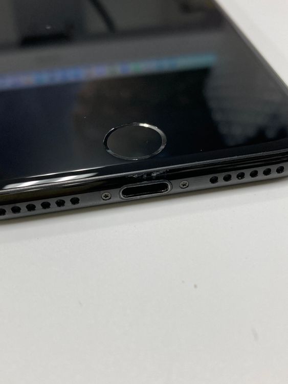 �ڥ�Х���BOX������  SIM�ե꡼ iPhone7 32GB�����åȥ֥�å�